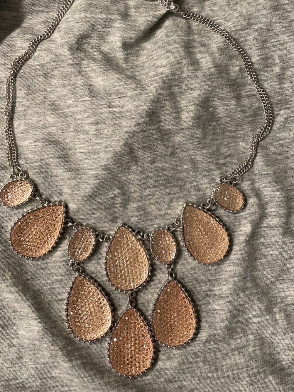 Sparkly elegant necklace